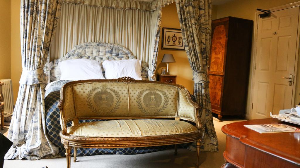 Bloomfield House Hotel บาธ ภายนอก รูปภาพ