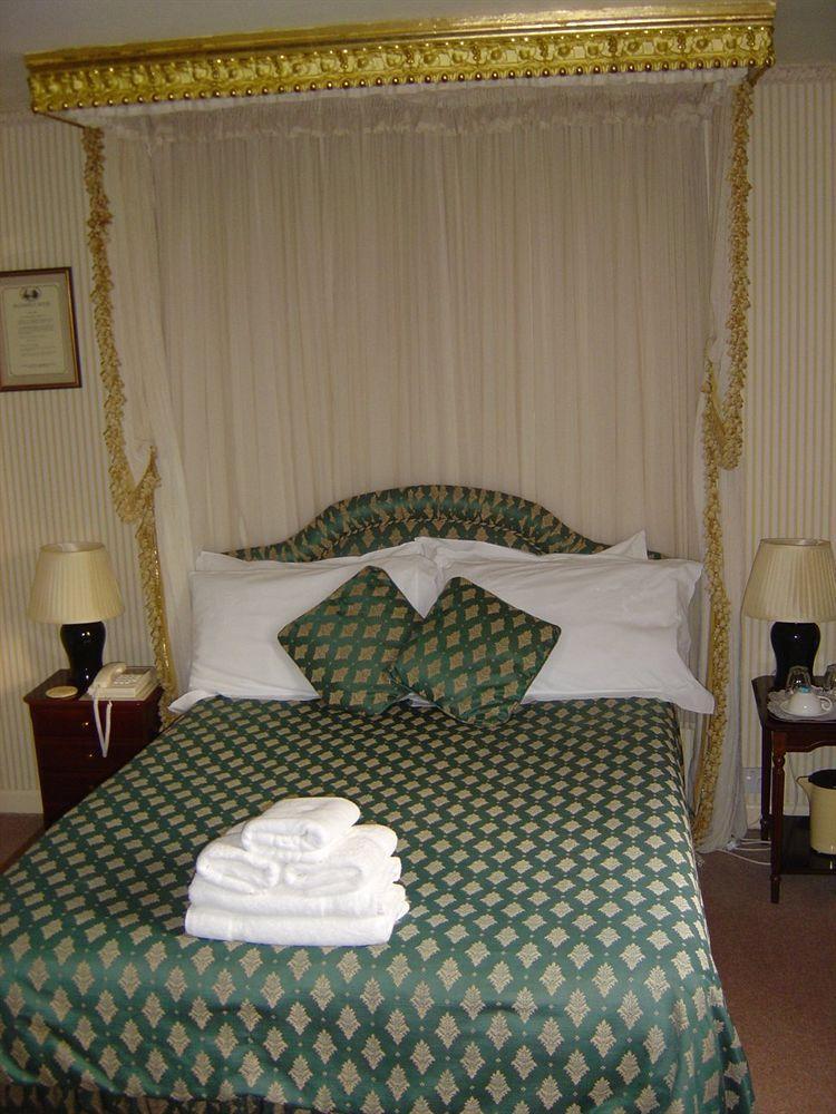 Bloomfield House Hotel บาธ ภายนอก รูปภาพ